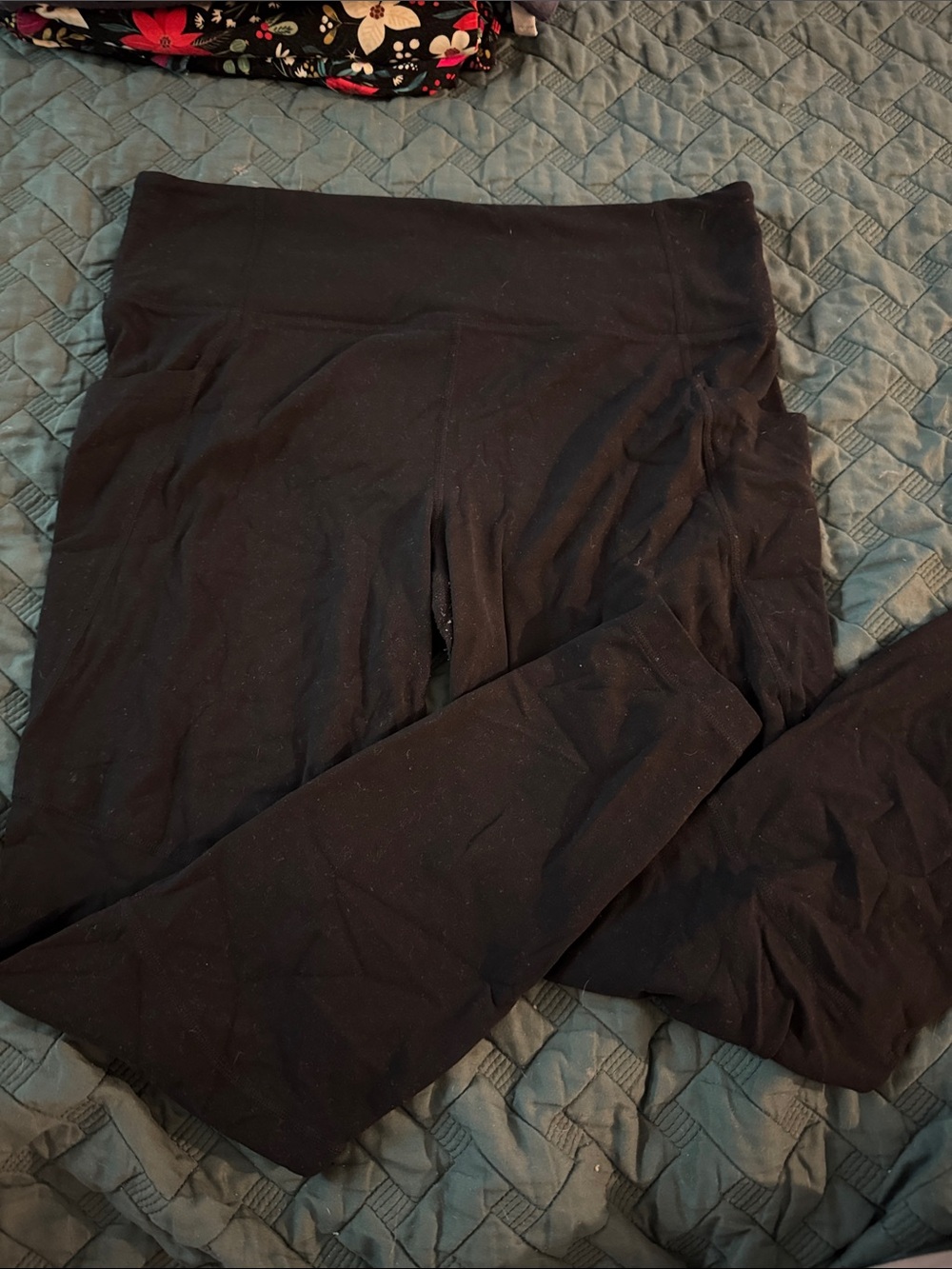 Athleta Black Activewear Leggings with Logo